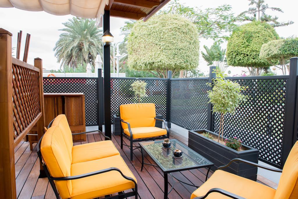 Siesta Suites Maspalomas  Buitenkant foto